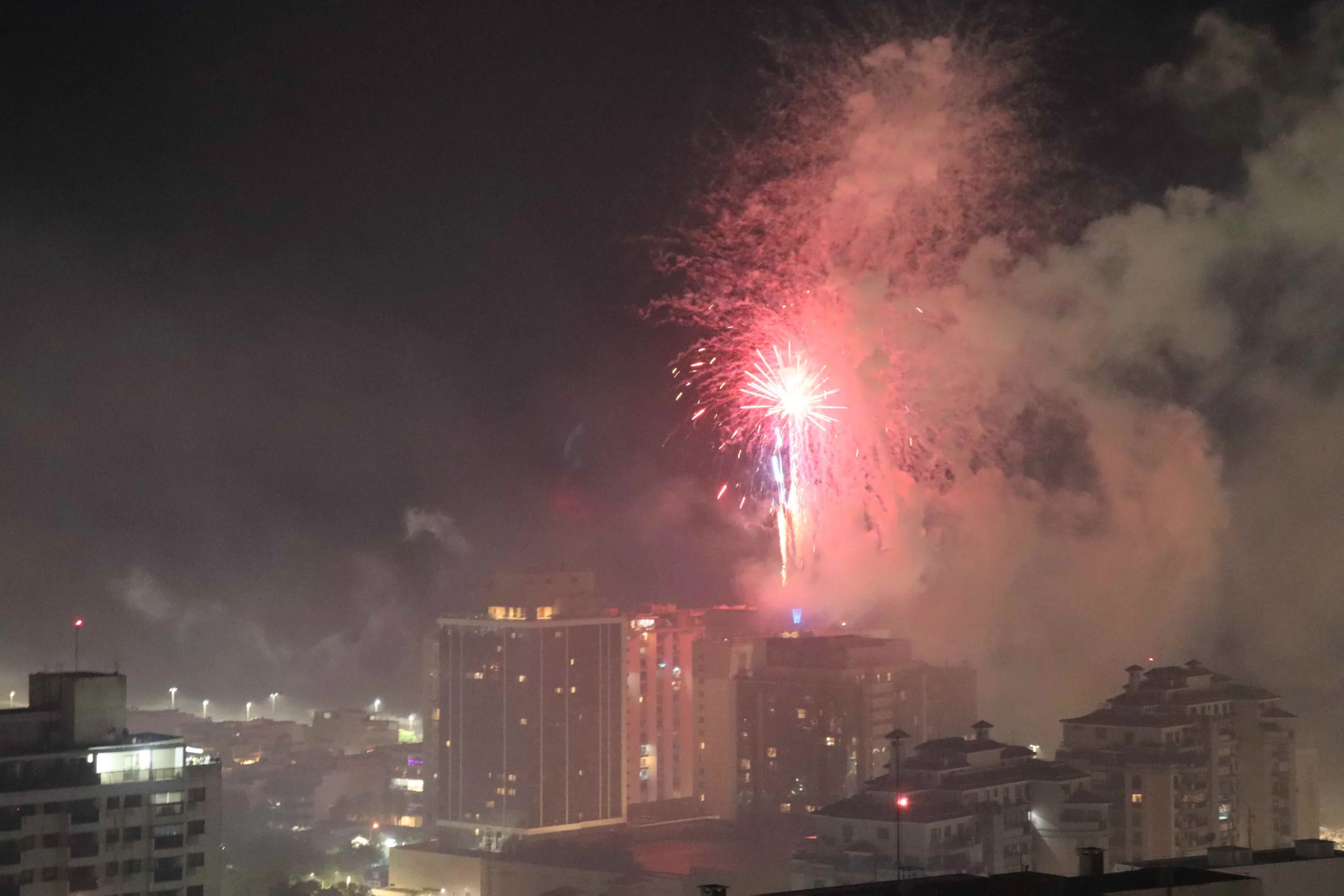 Réveillon animou bairros da cidade 11 1 Reveillon Barra Foto Extra scaled