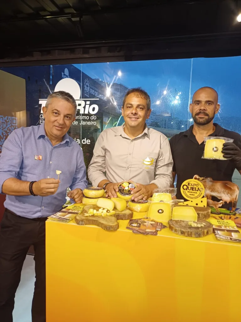 Parceria Estratégica entre HotéisRIO, ABIH-RJ e SETUR-RJ: Impulsionando o Turismo no Rio de Janeiro 14 WhatsApp Image 2024 03 26 at 17.54.18