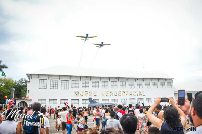 Museu Aeroespacial MUSAL Airshow 24082301 696x464 1