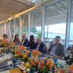 2 Diretores dos hoteis cinco 1 1