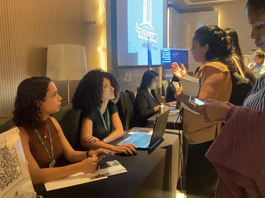 Feira do HotéisRIO e da ABIH-RJ ofereceu vagas de emprego na hotelaria 49 IMG 2025