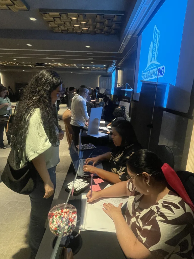Feira do HotéisRIO e da ABIH-RJ ofereceu vagas de emprego na hotelaria 59 IMG 2041