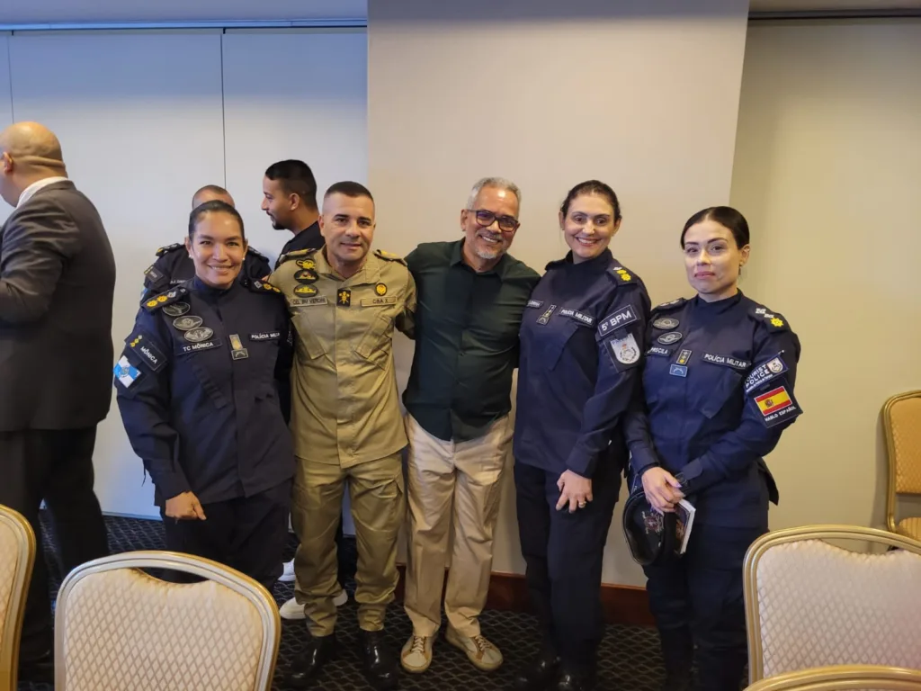 Fórum dos gerentes de segurança da hotelaria recebe novos comandantes da PM 11 WhatsApp Image 2026 05 28 at 12.08.42 3