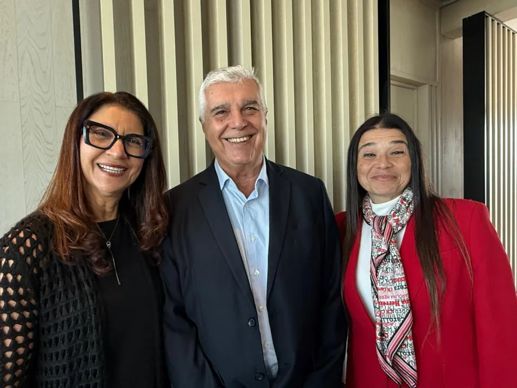 HotéisRIO recebe comandantes do 31º BPM e BPTUR em encontro com gerentes gerais dos hotéis cinco estrelas 10 WhatsApp Image 2026 06 09 at 12.51.49 3