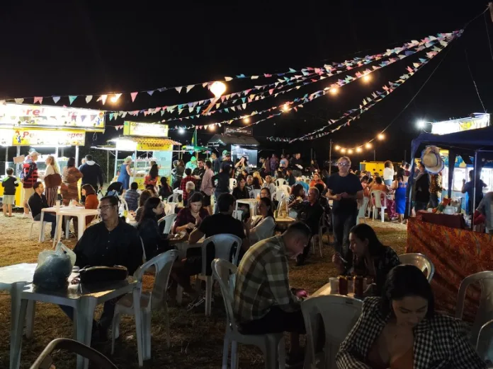 cabo frio arraia do albatroz tera shows gratuitos neste sabado