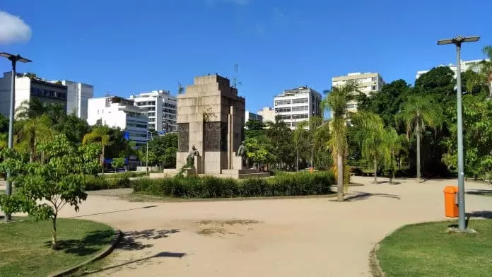 pracas de ipanema entram em reforma e nossa senhora da paz vai ganhar