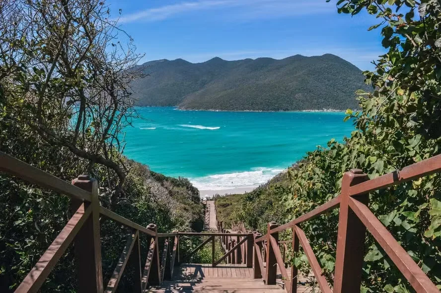 praia de arraial do cabo e eleita uma das melhores do planeta