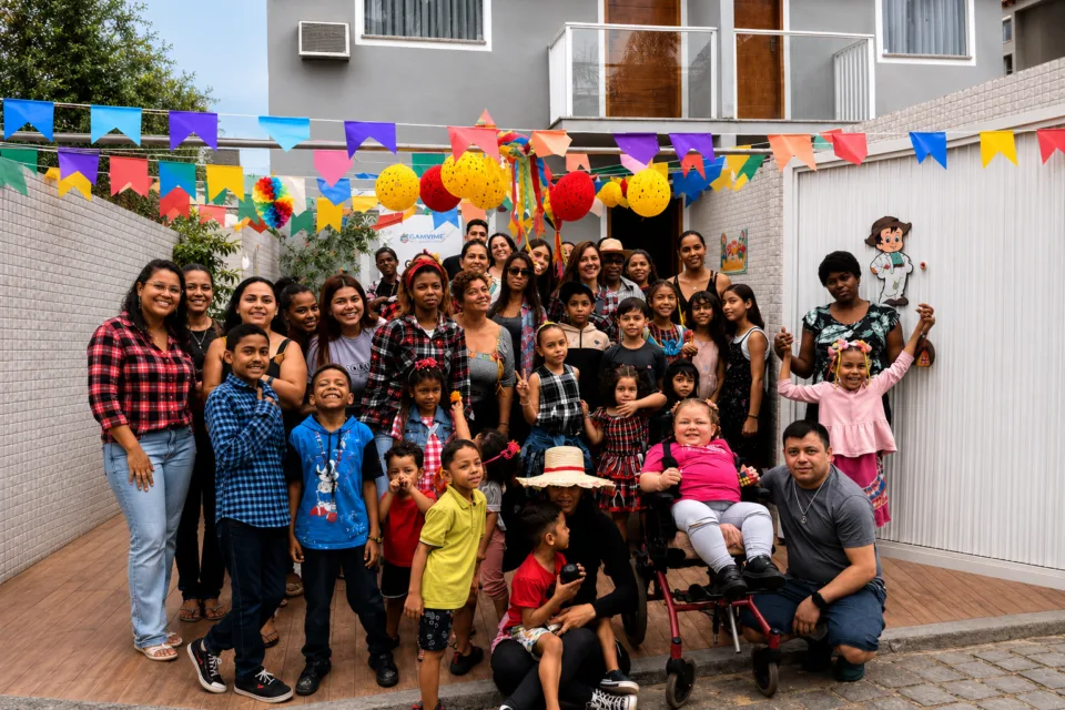 radisson rio de janeiro barra apoia arraia solidario do gavime e forta