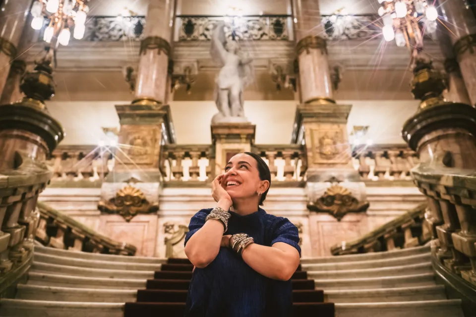 roberta sa celebra 20 anos de carreira com orquestra feminina no theat