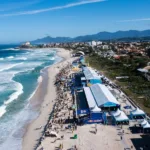 saquarema comemora sucesso da etapa 2026 da wsl na praia de itauna