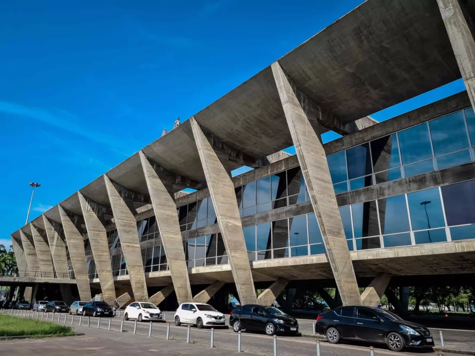 Museu de Arte Moderna do Rio de Janeiro, no Parque do Flamengo, sede da feira de arte impressa selinho!