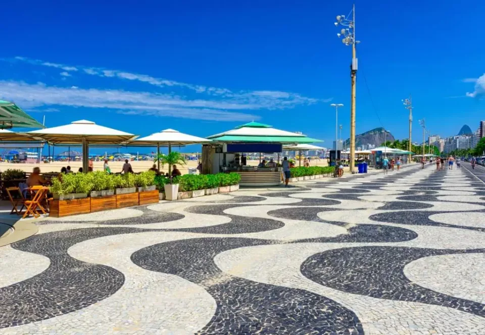 Quiosques na orla do Rio de Janeiro, alvo da nova etapa do programa Tolerância Zero da Prefeitura