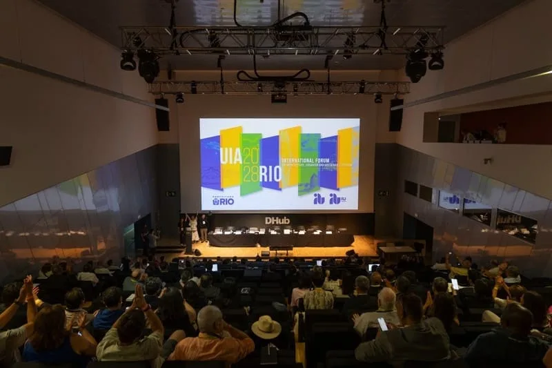 Anúncio da escolha do Rio de Janeiro como sede do 5º Fórum Internacional da UIA, em 2028