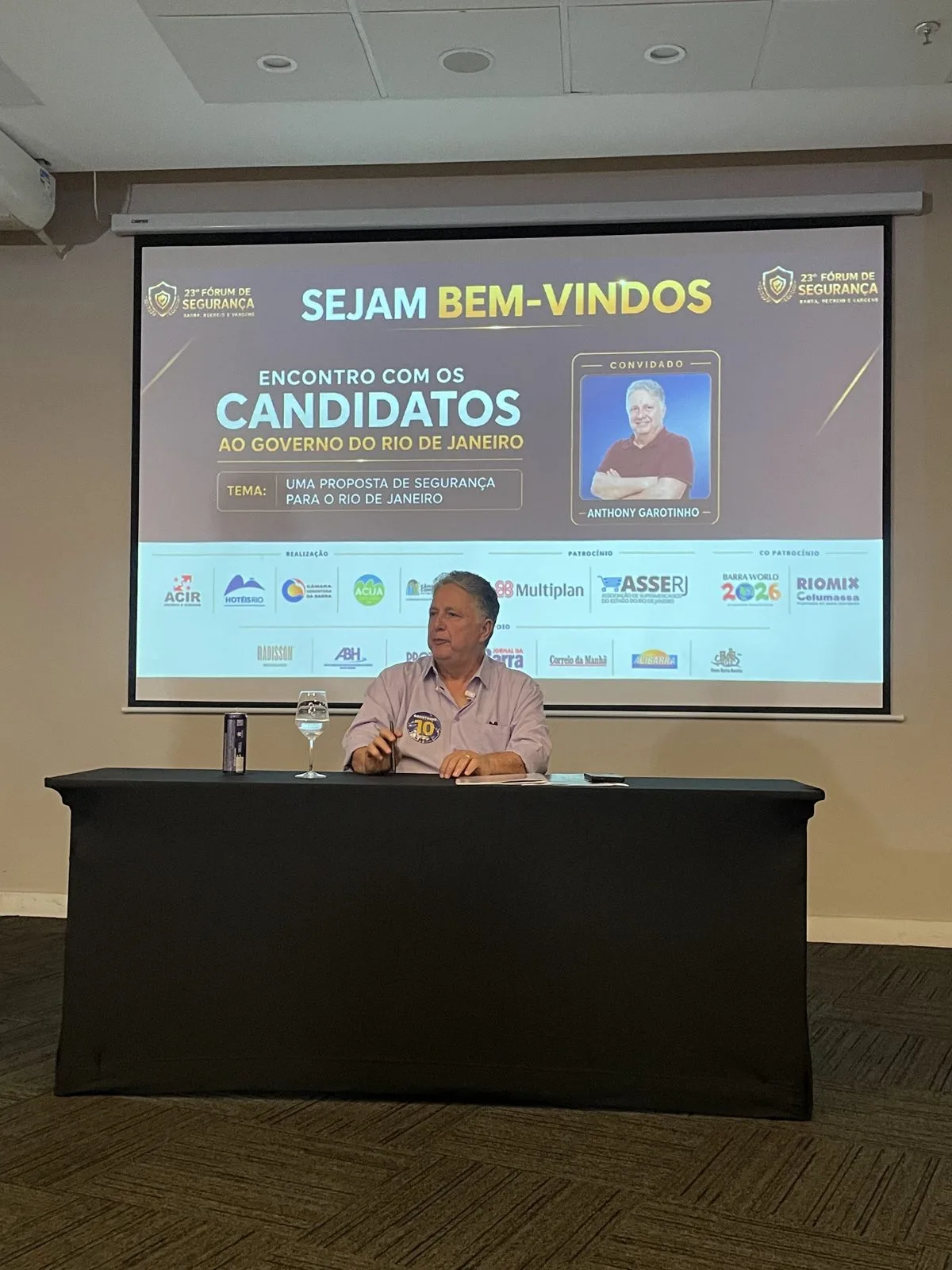Candidato Anthony Garotinho apresenta suas propostas de segurança pública para o Rio de Janeiro