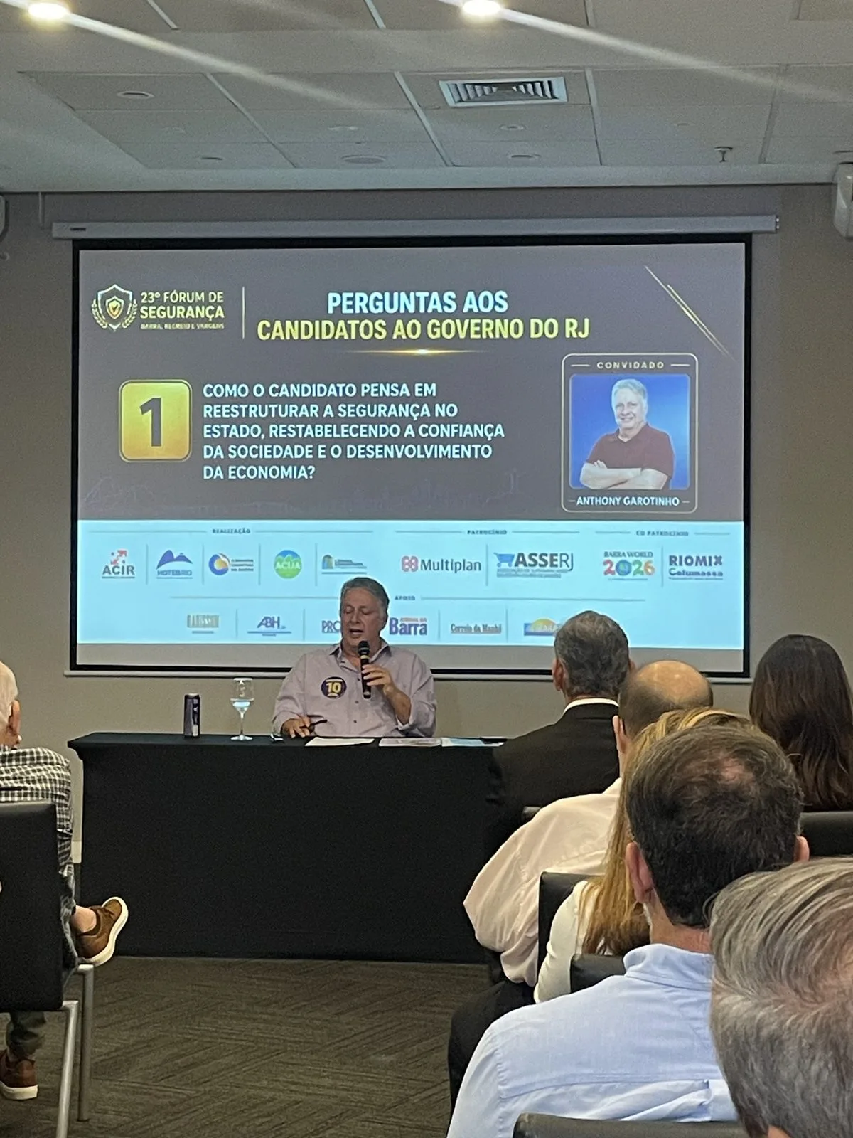 Candidato detalha propostas de reestruturação da segurança pública no Rio de Janeiro
