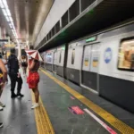 Trem da TrensRJ na Estação Central do Brasil, no Centro do Rio de Janeiro, que terá horário estendido na Semana de Arte do Rio