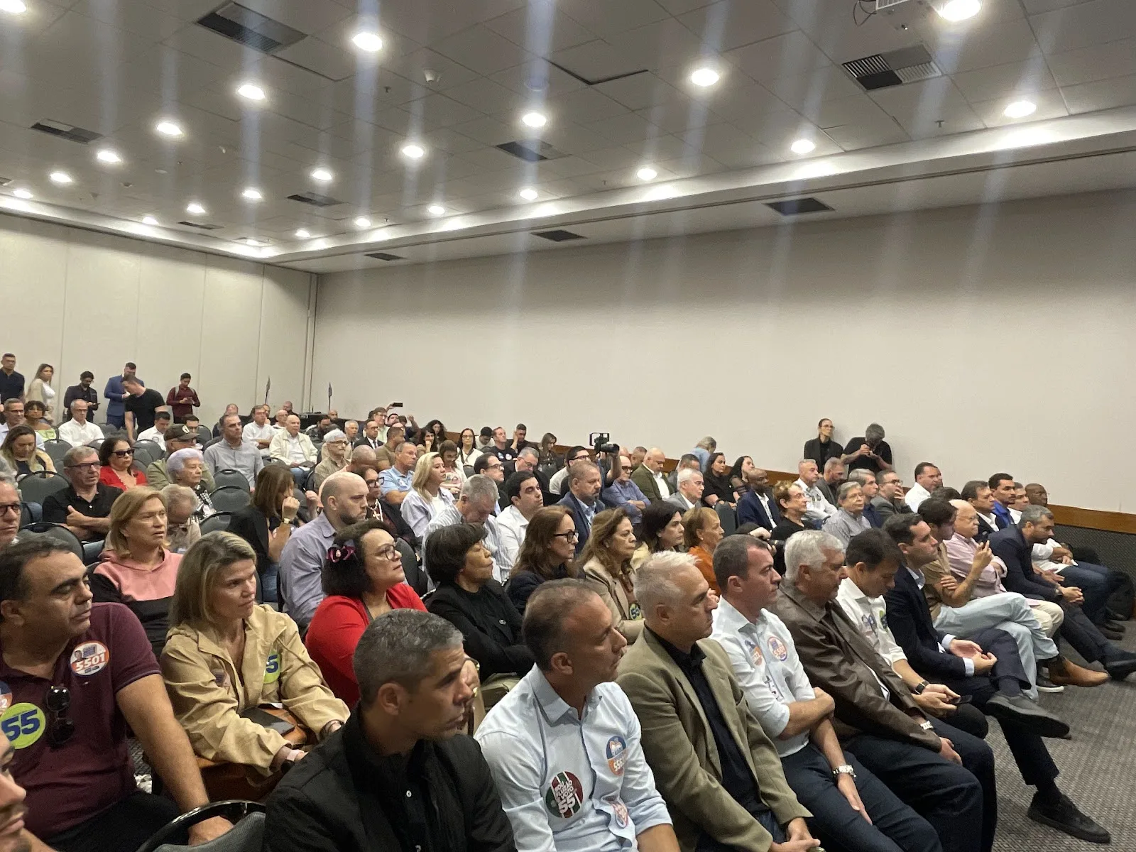 Registro da 23ª edição do Fórum de Segurança do HotéisRIO e ACIR com o candidato Eduardo Paes, no Rio de Janeiro