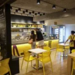 Ambiente da nova casa do Café com Fé e Momo Gelato, na Lagoa Rodrigo de Freitas, no Rio de Janeiro