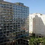 Fachada do Palácio Gustavo Capanema, no Centro do Rio de Janeiro, onde acontecem as aulas gratuitas de dança do projeto Praça que Dança