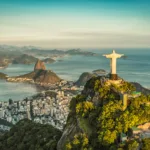 Vista do Rio de Janeiro, destino líder do turismo de luxo no Brasil segundo o Anuário BLTA 2026