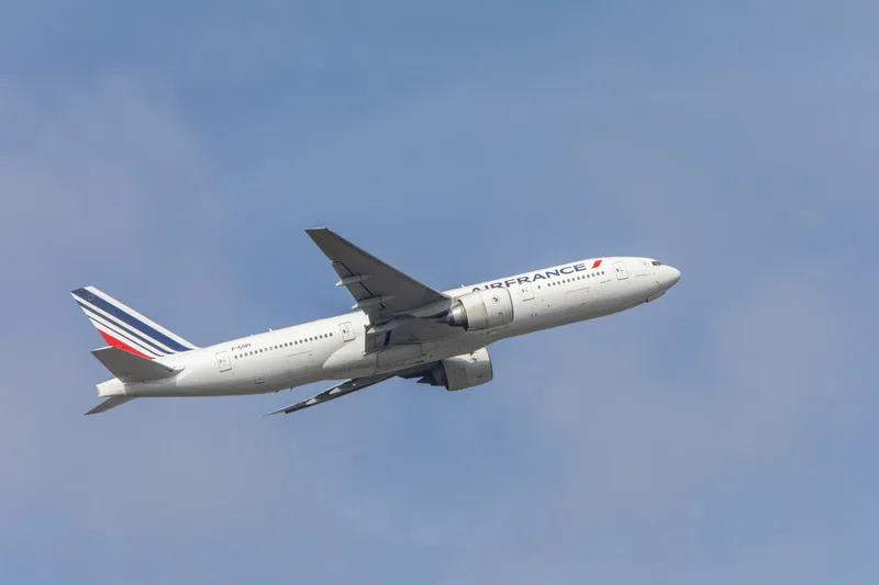 Airbus A350-900 da Air France, aeronave que operará os dois voos diários entre Paris e o Rio de Janeiro a partir de maio de 2027