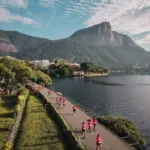 Corrida Granado Pink Rio de Janeiro 2026 reúne mulheres em volta da Lagoa Rodrigo de Freitas no Outubro Rosa