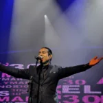 Elymar Santos apresenta o show Estrela Luminosa no Qualistage