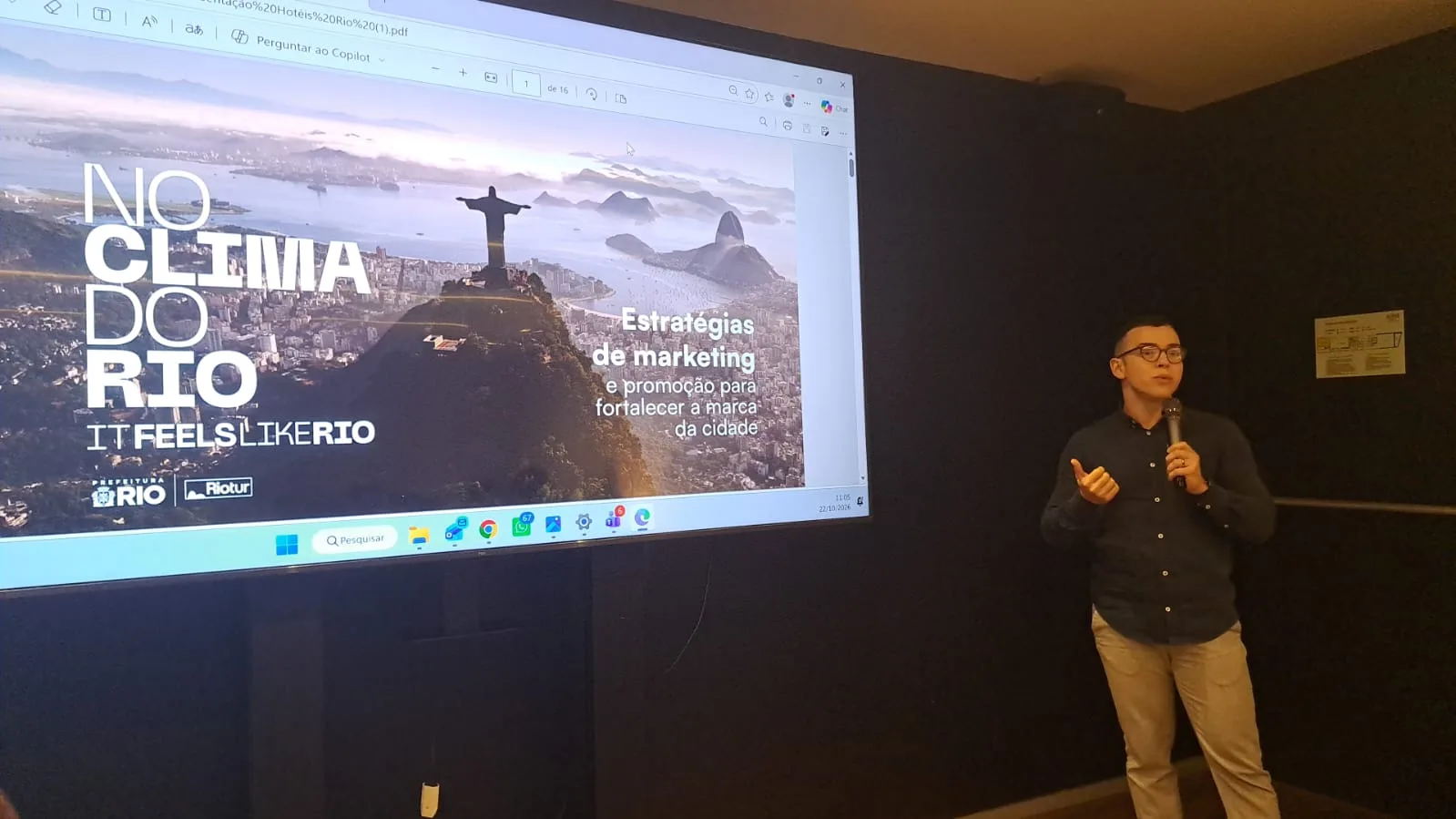 Forum de Comunicacao e Marketing do HoteisRIO no Arena Ipanema Hotel, com palestras sobre mercado chines, marca Rio e inteligencia artificial