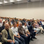 Publico presente na 23a edicao do Forum de Seguranca do HoteisRIO e da ACIR com os candidatos ao governo do estado do Rio de Janeiro
