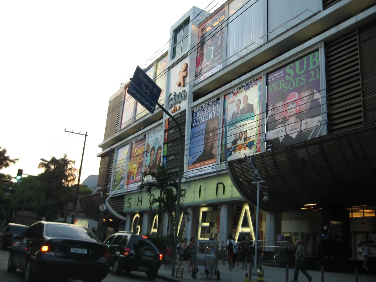 Fachada do Shopping da Gávea, onde fica o Teatro dos 4, no Rio de Janeiro