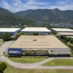 Vista aérea do Riocentro, na Barra da Tijuca, sede do Sebrae Rio Summit 2026