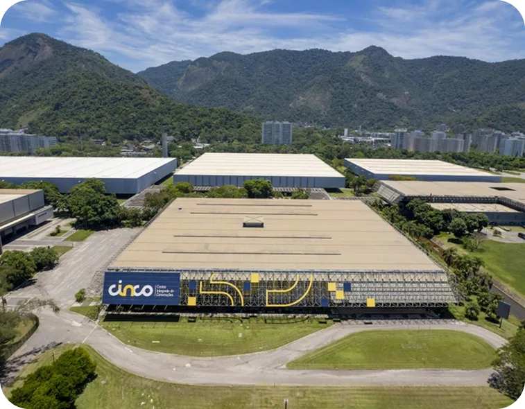 Vista aérea do Riocentro, na Barra da Tijuca, sede do Sebrae Rio Summit 2026